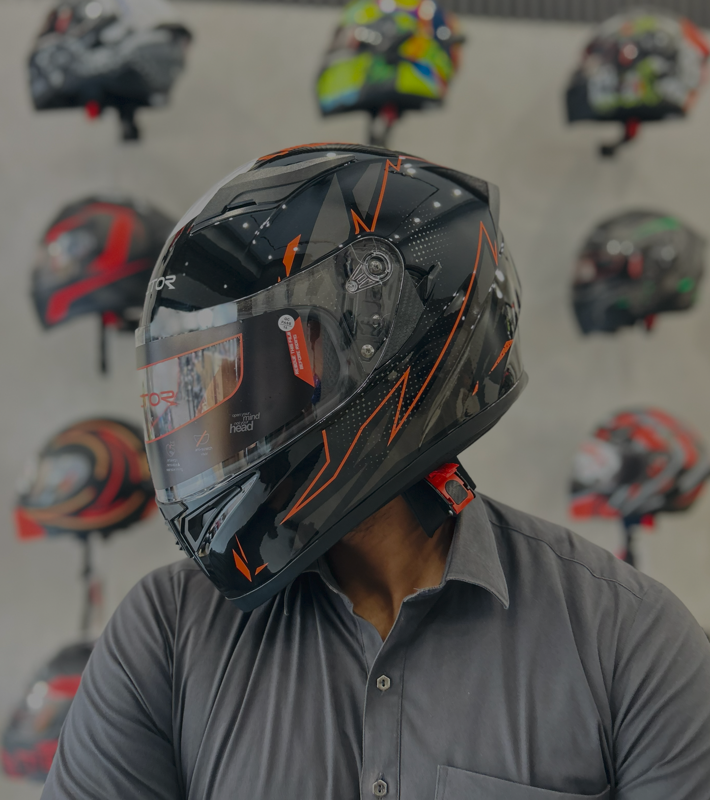 VECTOR 253 DOT APPROVED HELMET