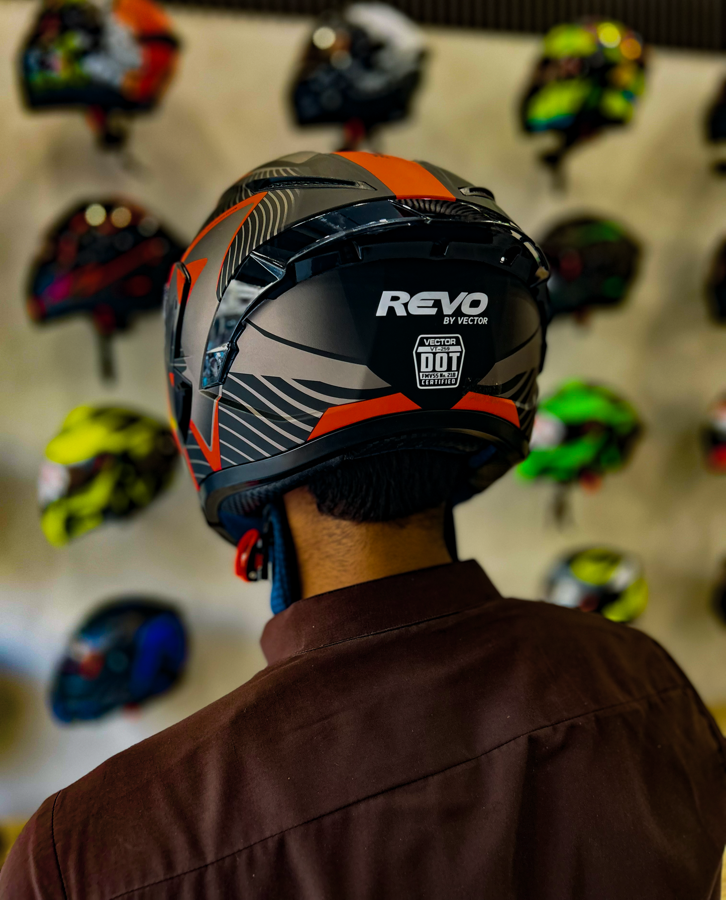 REVOO STORM BY VECTOR