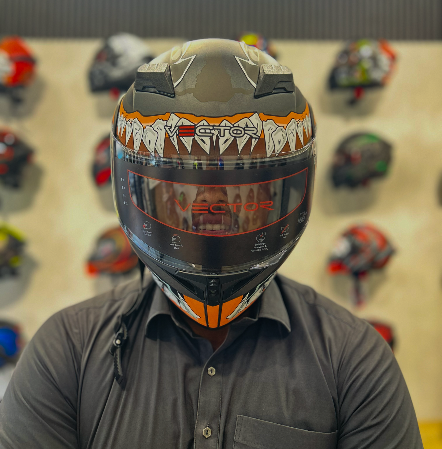 VECTOR 254 DOT APPROVE HELMET