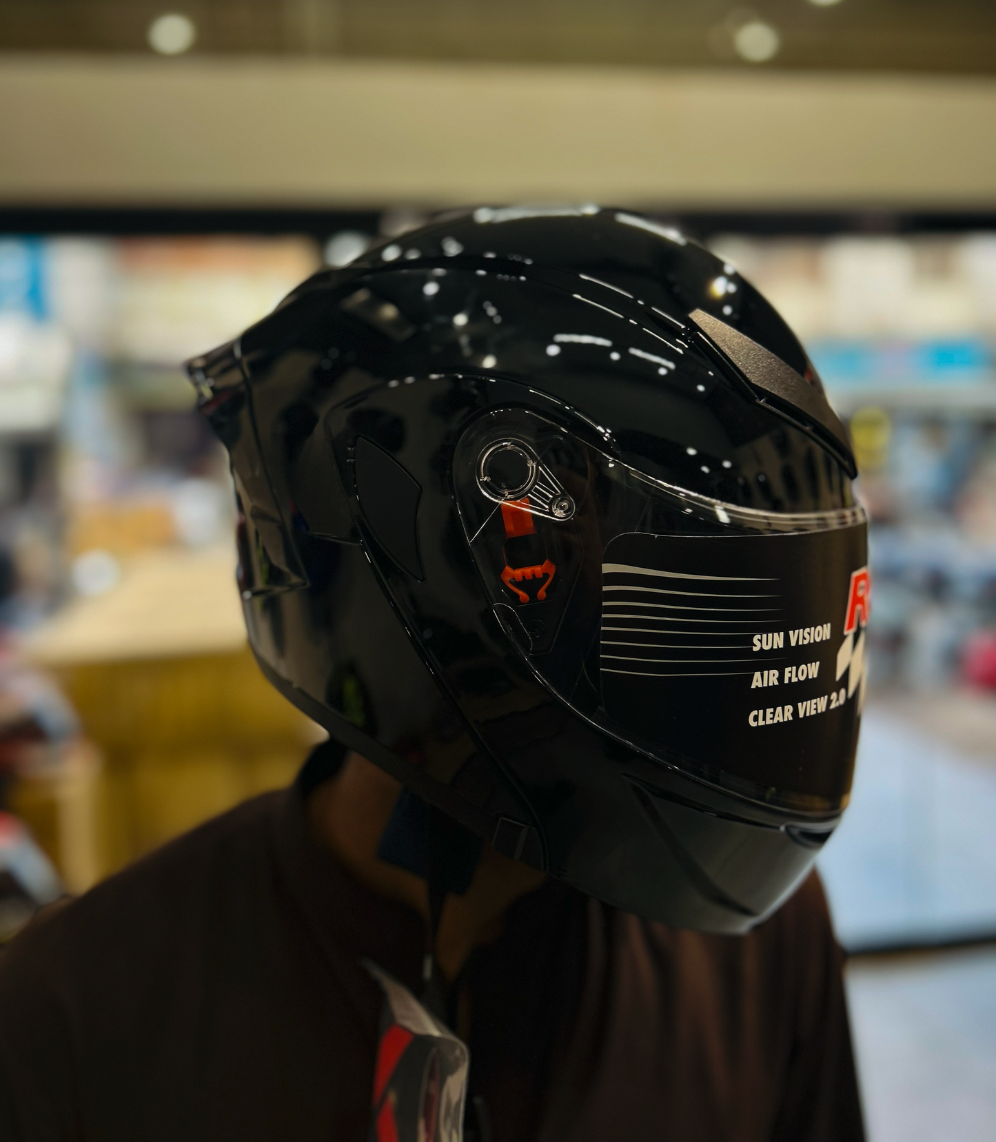 REVOO BY VECTOR