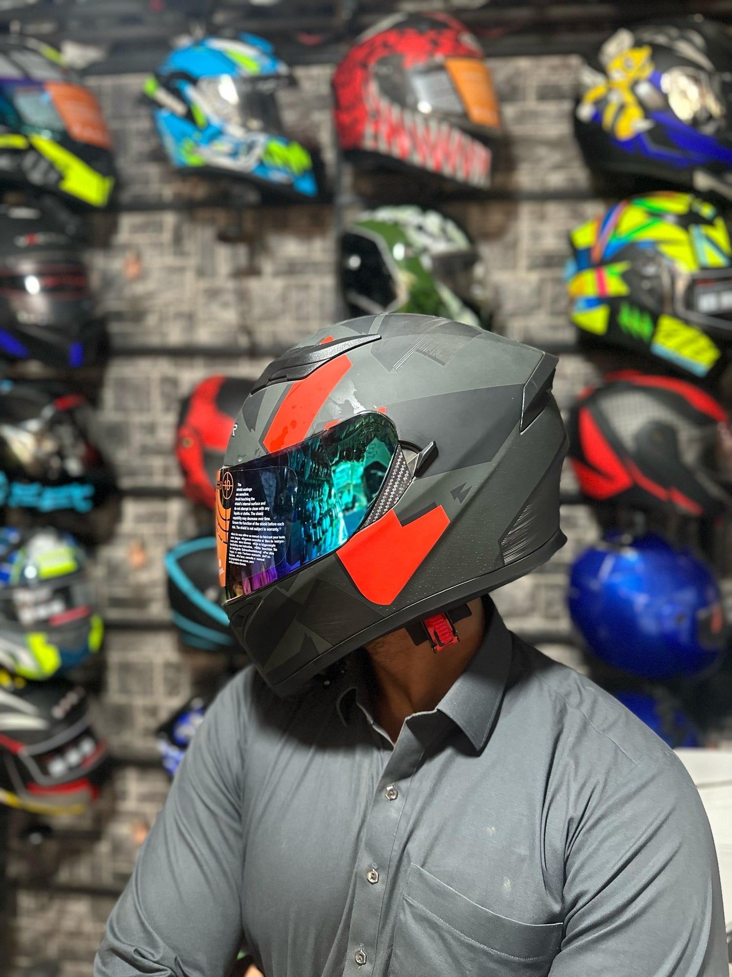 VECTOR DOT APPROVED FLIPUP HELMET
