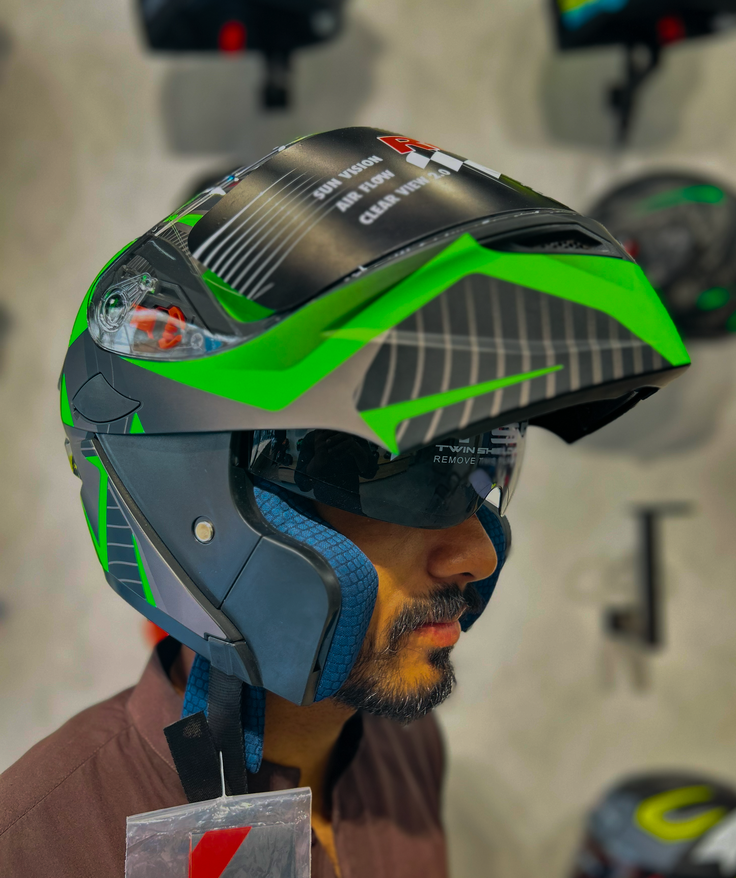 REVOO GREEN BY VECTOR