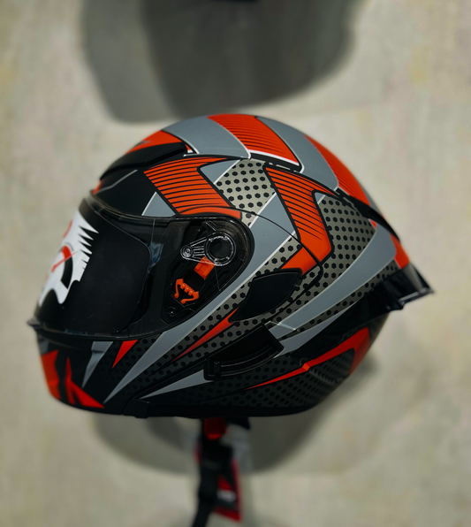REVOO  BY VECTOR