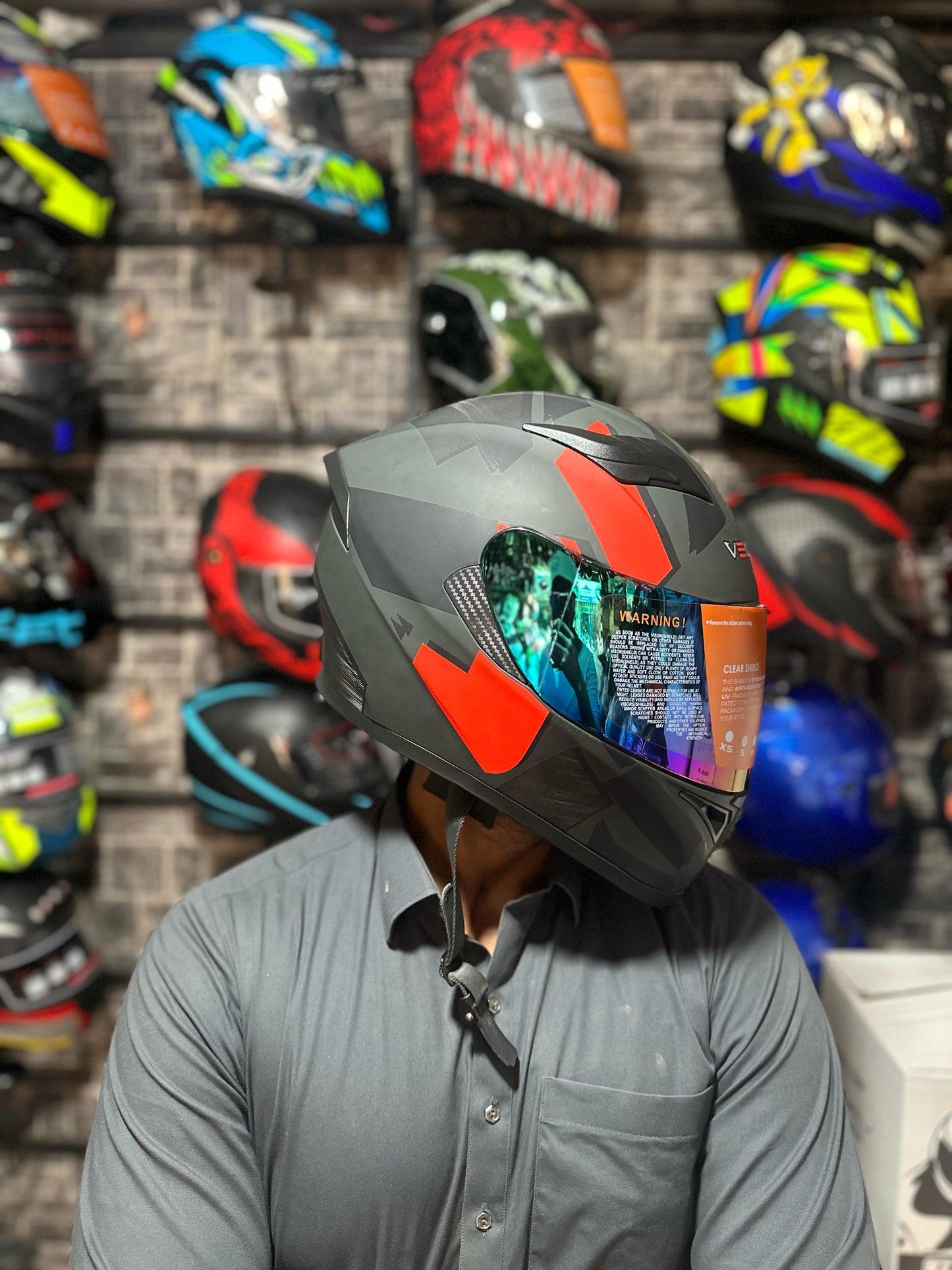 VECTOR DOT APPROVED FLIPUP HELMET