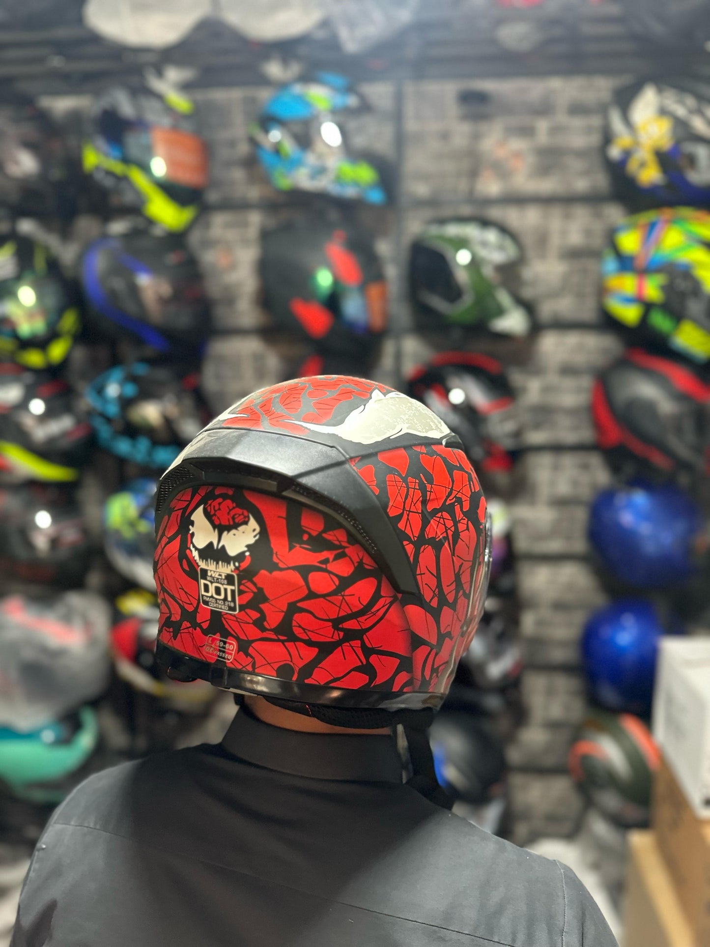 DOT APPROVED FULL FACE HELMET
