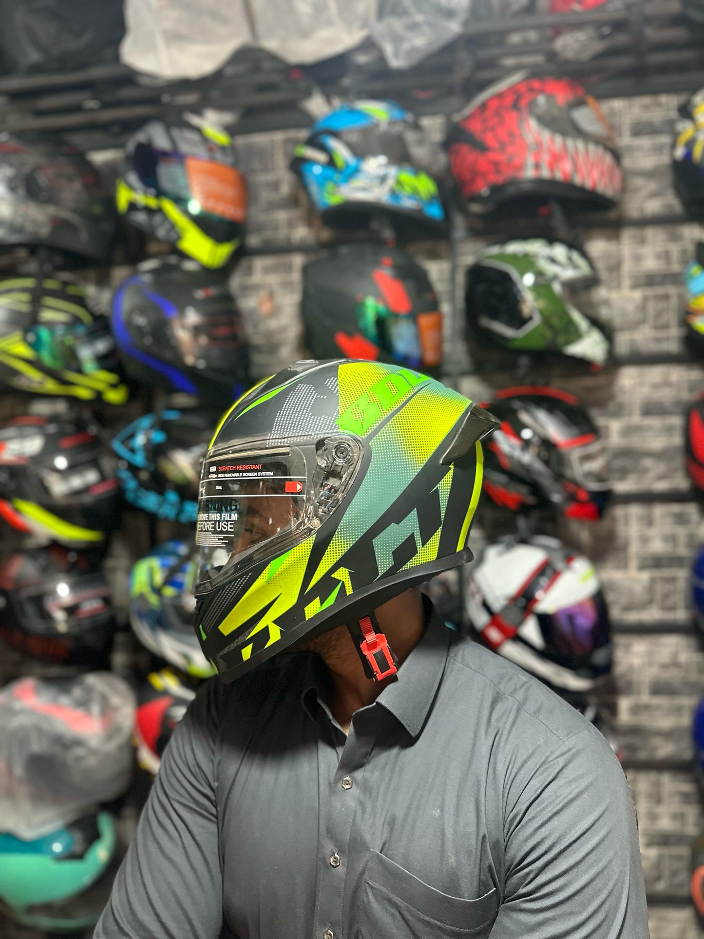 VEGA DOT APPROVED FULL FACE HELMET