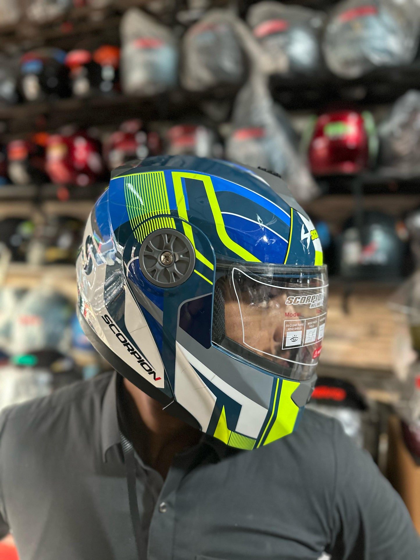 SCORPION FLIPUP HELMET